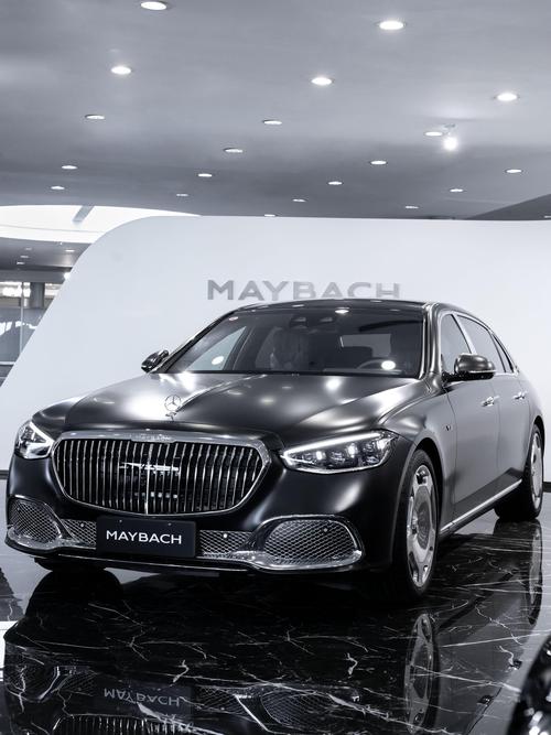 重庆244岚图汽车的售后服务让用户无忧出行，迈巴赫未来的豪华车趋势